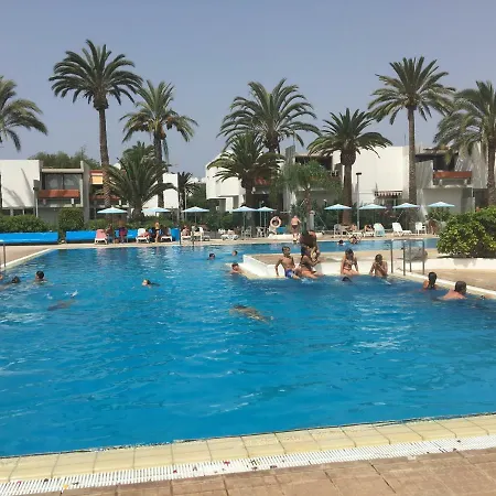 Residencial Primavera 아파트 *