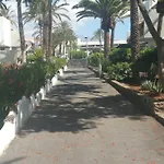 Apartament Residencial Primavera *