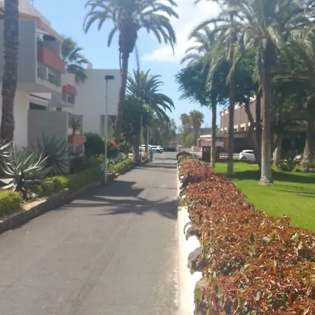 Residencial Primavera 아파트 *
