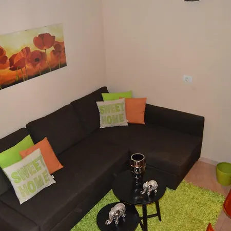 Residencial Primavera 公寓 *